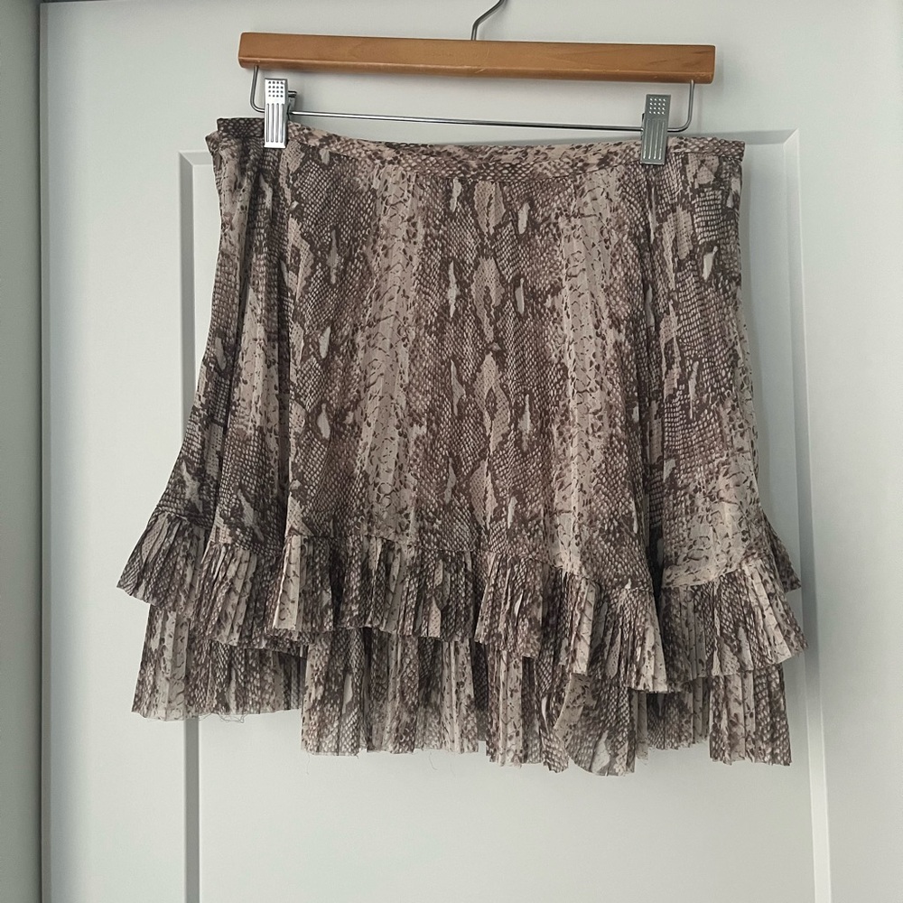 Banana Republic Pleated Skirt